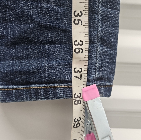 Refuge Distressed Skinny Jeans Medium Dark Wash Size 8 Blue Denim Ripped - Picture 15 of 15